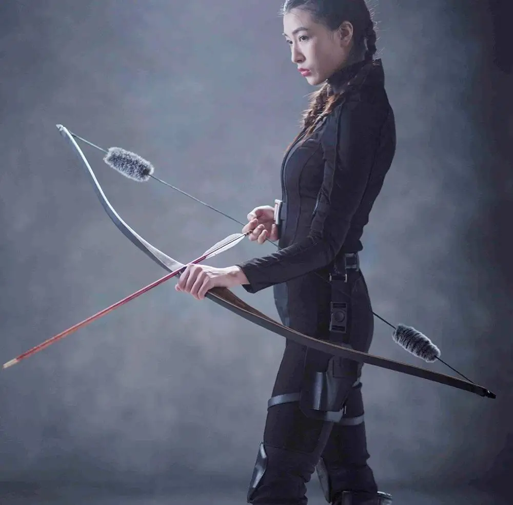 

Archery Hunting Recurve Bow One Piece Traditional Wood Longbow Targeting Practice Right Hand with Otter Balls String Silencer