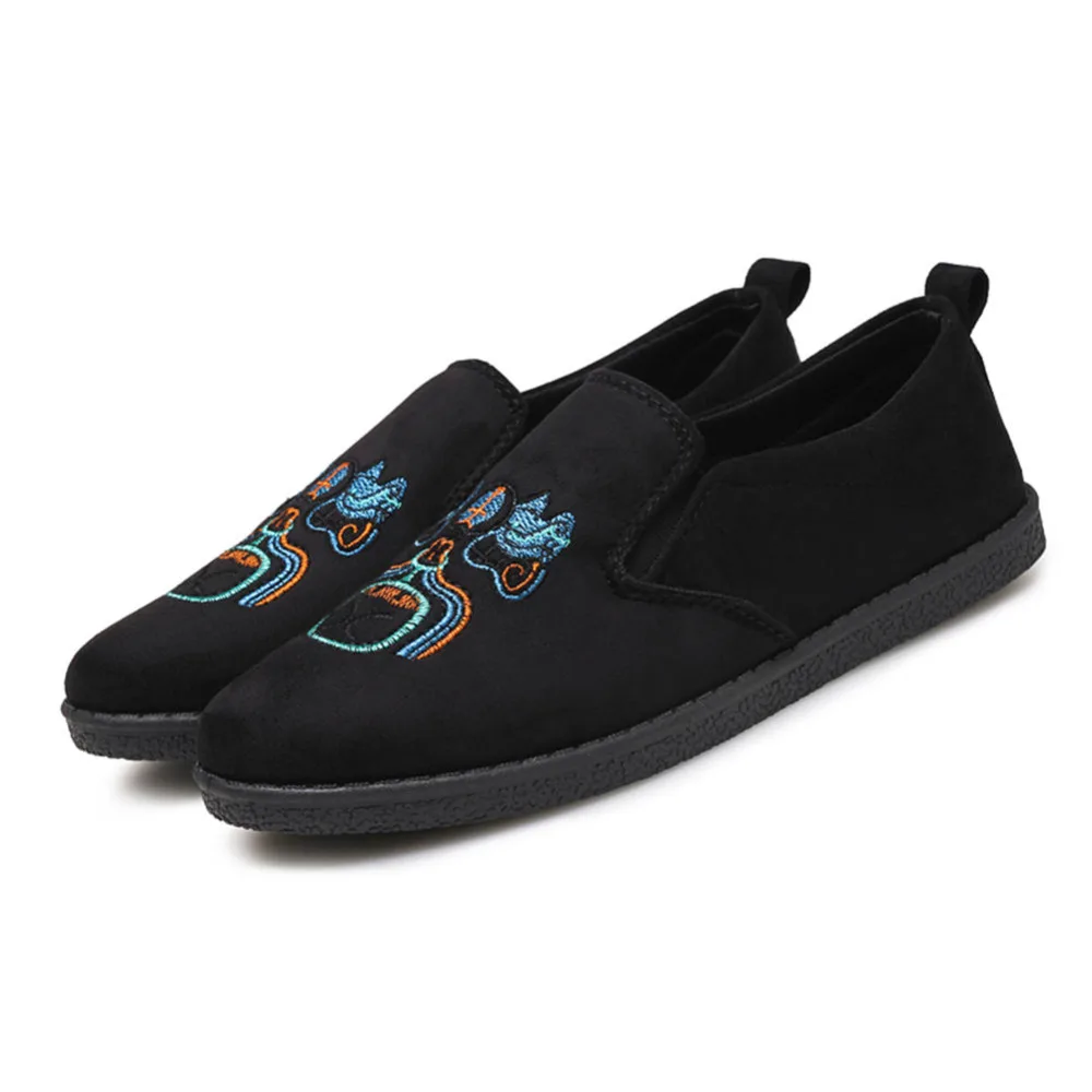 Мужские туфли на плоской подошве Новинка 2017 года стильное платье с Вышивка обувь