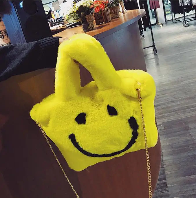 

Women's Handbag Large Capacity Fashion Chain Shoulder Bag Plush Smiley Tote Bag Winter New Fake Fur Warm Bucket Bag