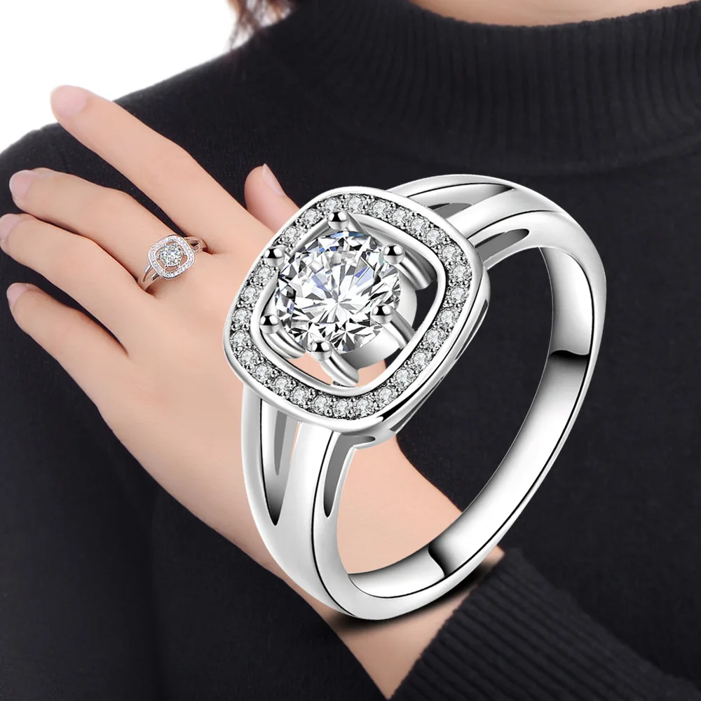 Женское Двухслойное обручальное кольцо с двухслойными снежинками и фианитами