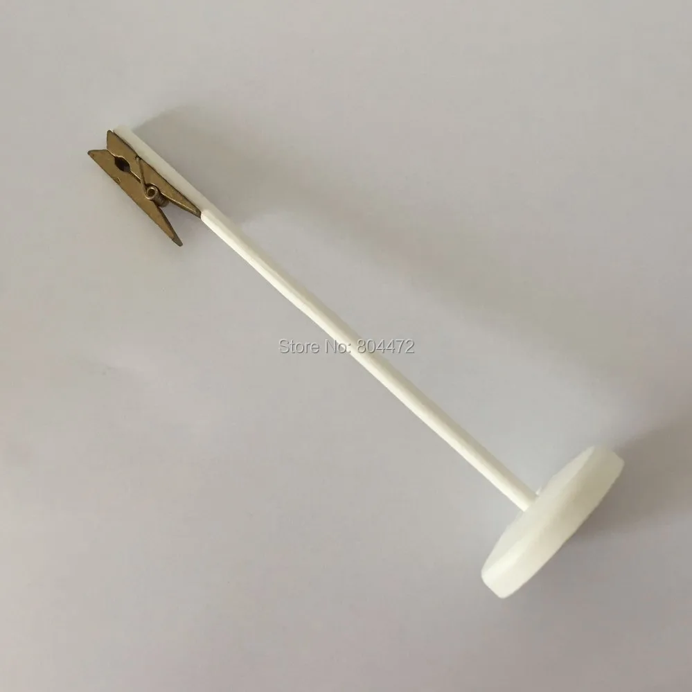 (10 шт./лот) золотые Мини Деревянные прищепки на белой подставке с номером карты