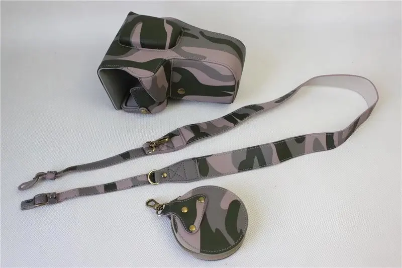 

Deluxe Edition PU Leather Camera Case Cover Bag For Pentax K70 (50-200 or 16-85mm Lens) with Battery Opening