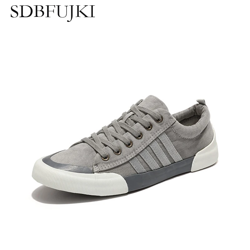 Серый Mannen холст Schoenen tekkies Mode Effen Kleur Mannen Gevulkaniseerd Schoenen на шнуровке Schoenen Mannen кроссовки SDBFUJKI - Цвет: Серый