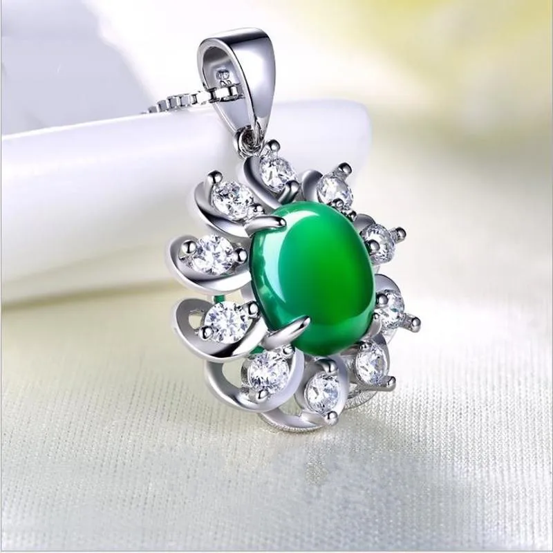 Женское винтажное ожерелье с подвеской в виде зеленого цветка Everoyal модное