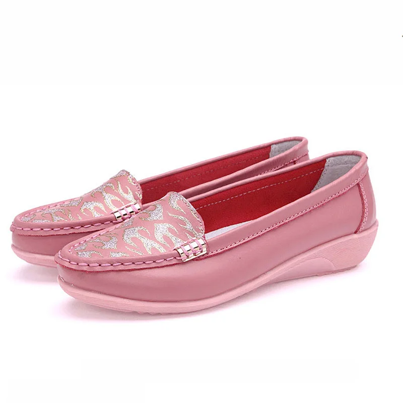 Женщин из натуральной кожи мать мокасины женская мягкие досуг квартиры женщина