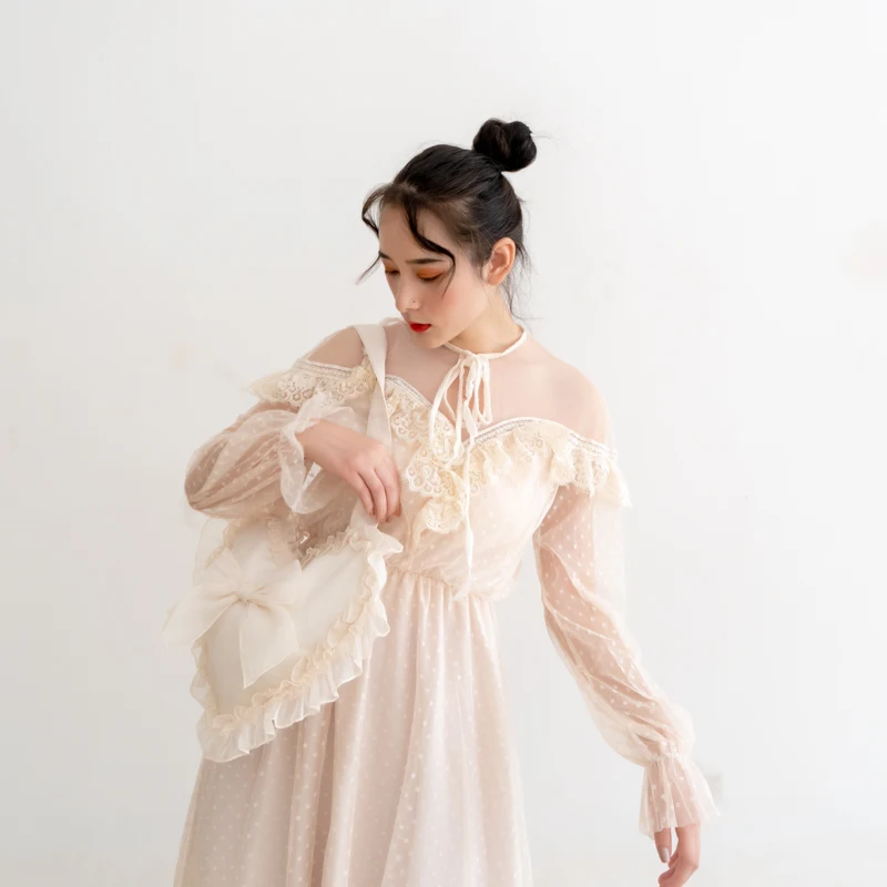 Мягкая подушка в форме сердца для девушек с листьями лотоса на одно плечо