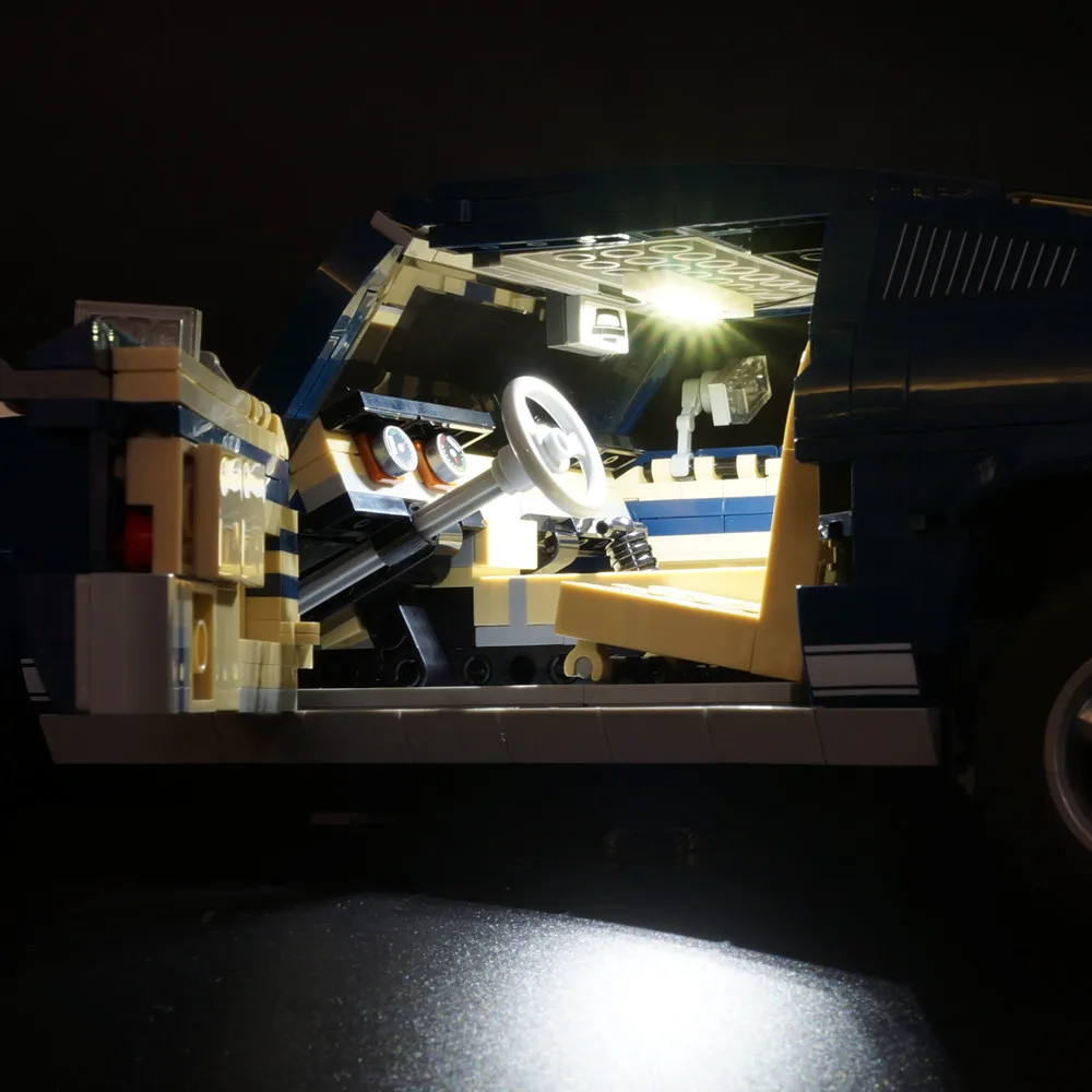 Светодиодный светильник, стандартная версия для 10265 Ford Mustang, совместим с 21047(не включает комплект автомобильных кирпичей
