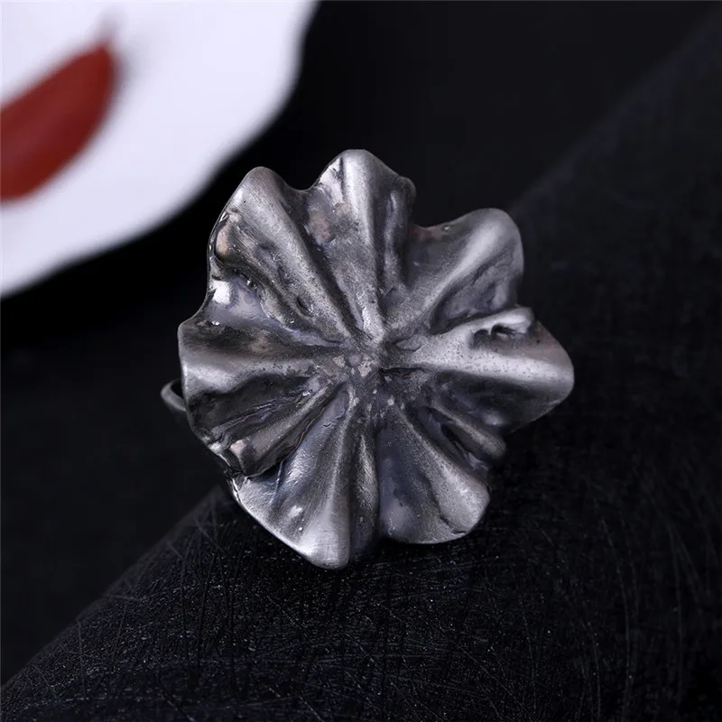 

JUJIE Vintage Matel Flower Wedding Rings