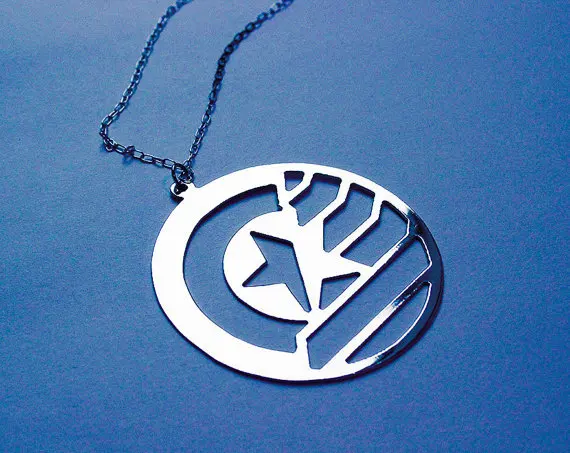 Cxwind Jewellery стуцкая Капитан Америка солдат Вдохновленный символ Цепочки и ожерелья
