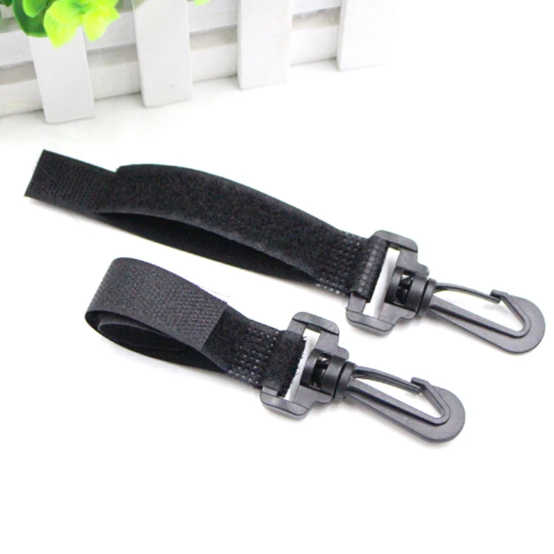 

2pcs Baby Stroller Hook Bag Handle Grab Hook Holder Stroller Accessories for Baby Strollers Hanger Props