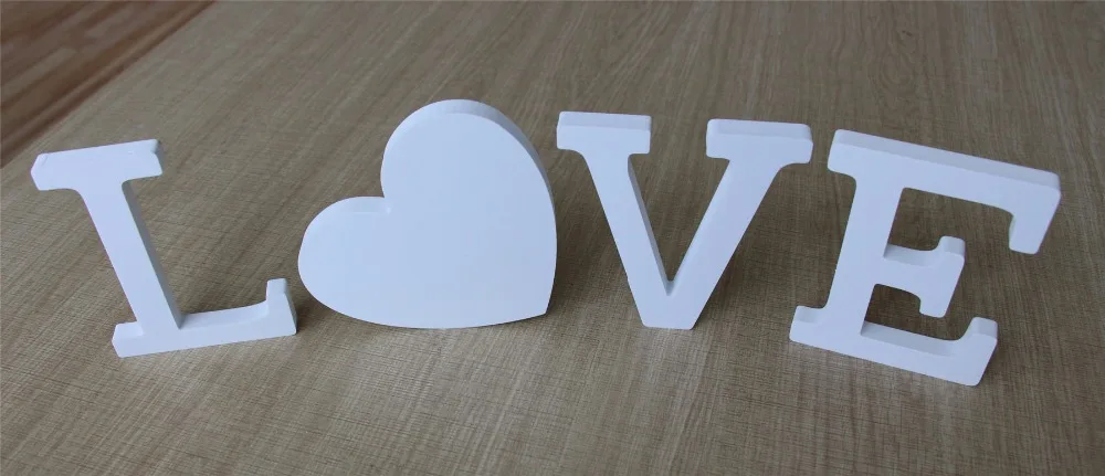 Бесплатные деревянные стандартные шрифты белые буквы алфавит слово любовь MR & MRS