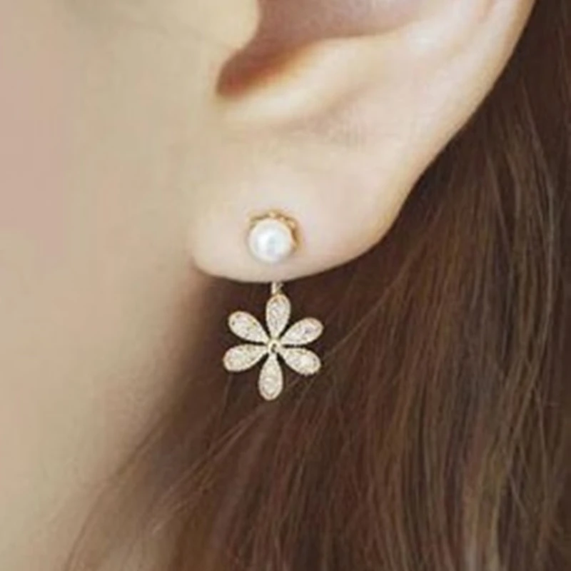 Маленькие серьги с имитацией жемчуга в южнокорейском стиле пятью листьями и