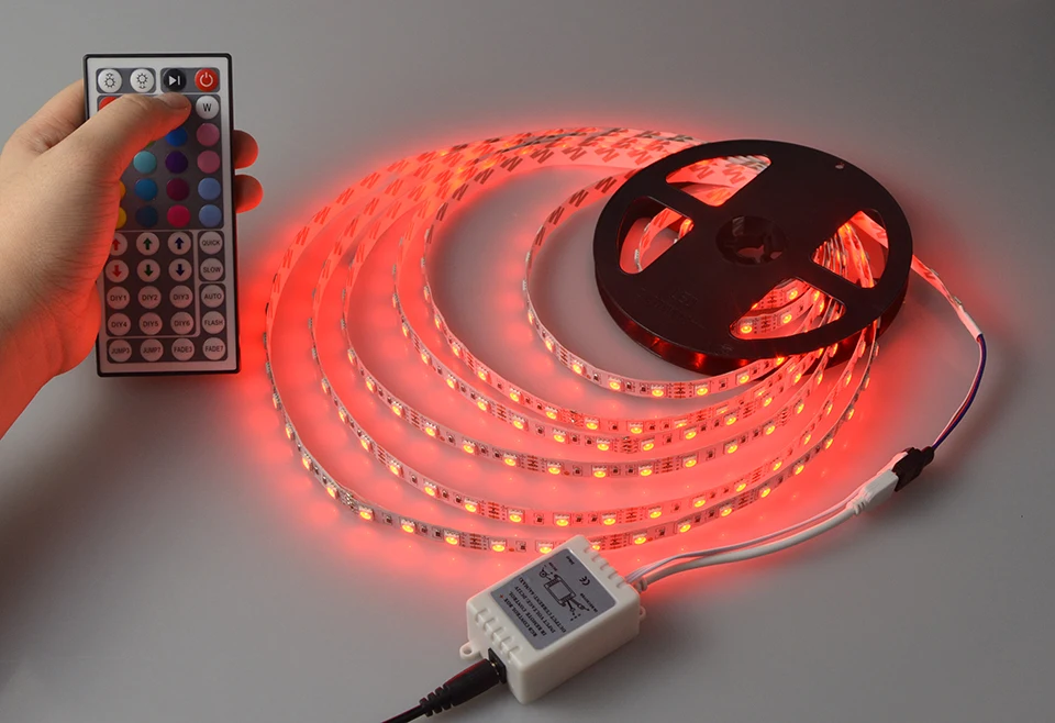 Высокое качество 5 м не Водонепроницаемая светодиодная лента RGB Светодиодные ленты светильник+ 44-клавишный пульт ИК-пульт дистанционного управления 5050 Чип DC12V 60 Светодиодный s/M домашняя декорационная лампа