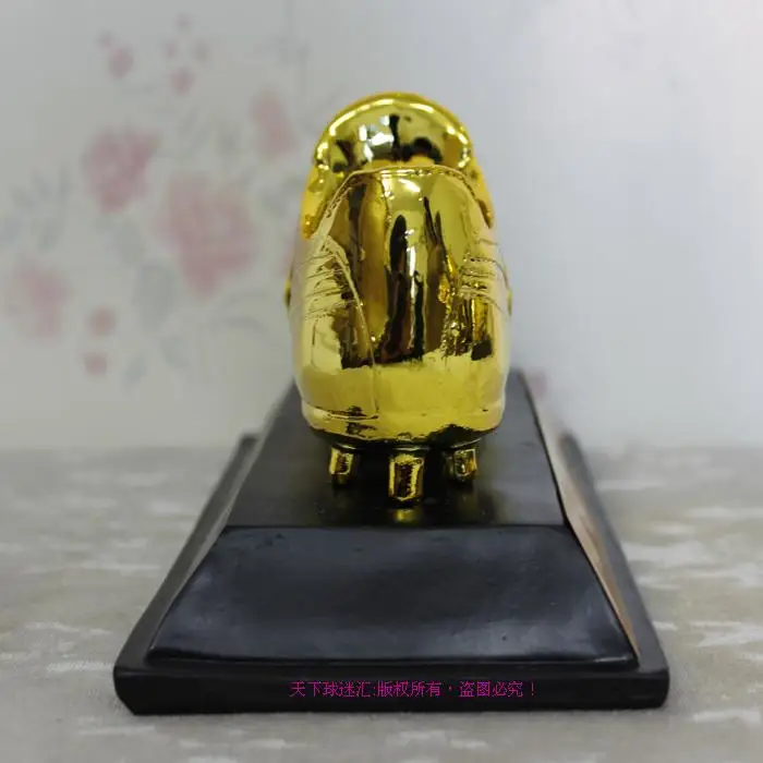 Новинка 2016 лучшая награда за футбол лучшего игрока золотой ботинок Золотая обувь