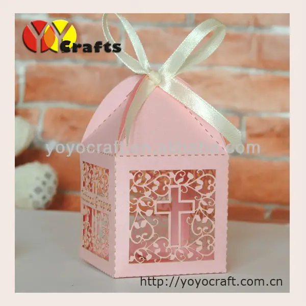 

Минимальный заказ 50 штук Бесплатная белая или слоновая кость Лента лазерная резка распятие свадебные декоративные коробки для крещения