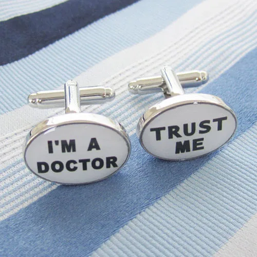Запонка Я доктор доверие мне 2 пары бесплатная доставка акция|cufflinks cufflinks|doctor
