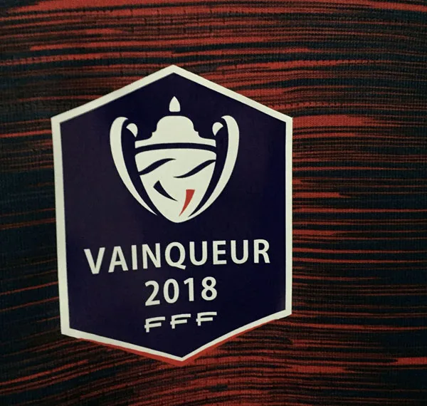 Coupe De champions Купе Франции чемпионов патч и купе Франции патч теплообмена футбольный значок - Цвет: Coupe De champions
