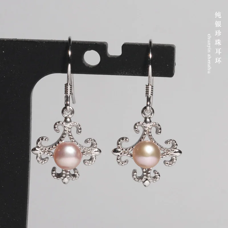 

100%s925 flowers.the sterling silver earrings Natural freshwater pearls baroque style earrings