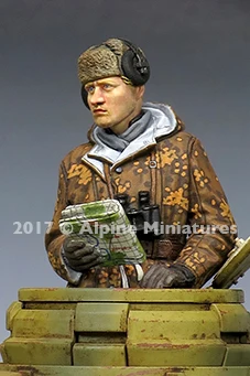 1:35 Panzer Commander Winter|Игровые фигурки и трансформеры| |