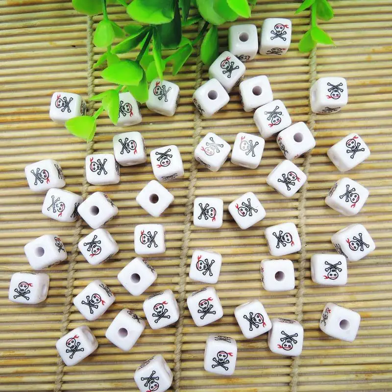 

Wholesale 11*11mm White Skull Printed Cube Acrylic Loose Cubic Beads DIY Jewelry Making Accessories LB-46