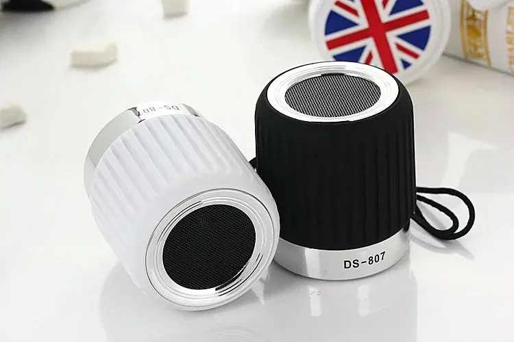 Daniu 807 Велоспорт Спортивные Портативный Bluetooth Динамик FM радио Водонепроницаемый