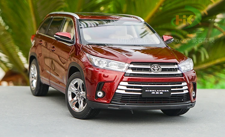 1/18 все новые TOYOTA Highlander литая модель автомобиля SUV игрушки для детей рождественские подарки коллекция с новой коробкой