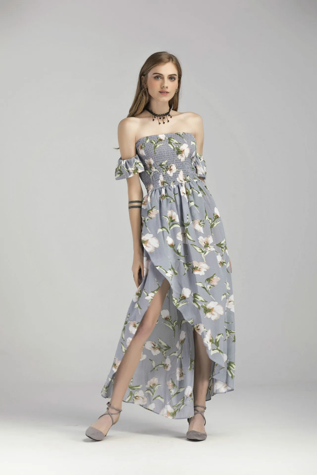 Взрывные Модели 2018 весной и летом праздник стиль off-the-shoulder dress Печать