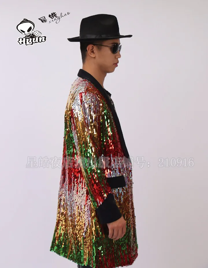 Новинка 2016 яркий облегающий костюм средней длины с блестками| |