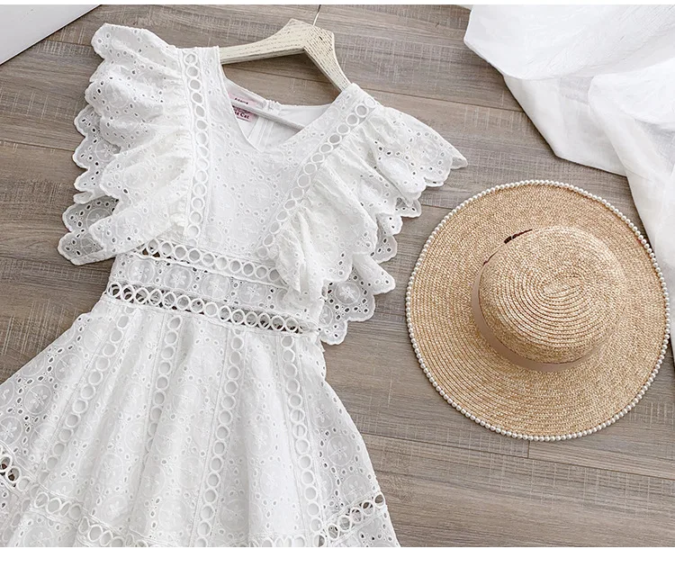 

Elegant White Embroidery Lace Summer Dresses Sexy Hollow Out V-neck Sleeveless Ruffle Women Summer Dress Beach Party Dresses