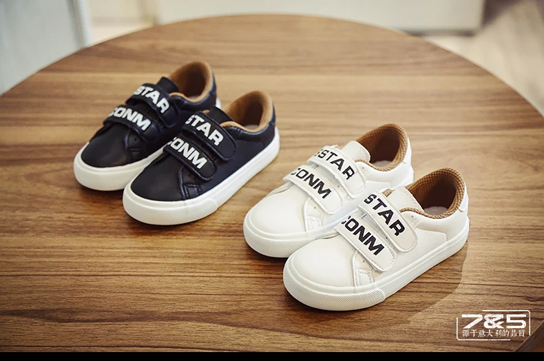 2017 весенние спортивные повседневные модные маленькие белые туфли для мальчиков