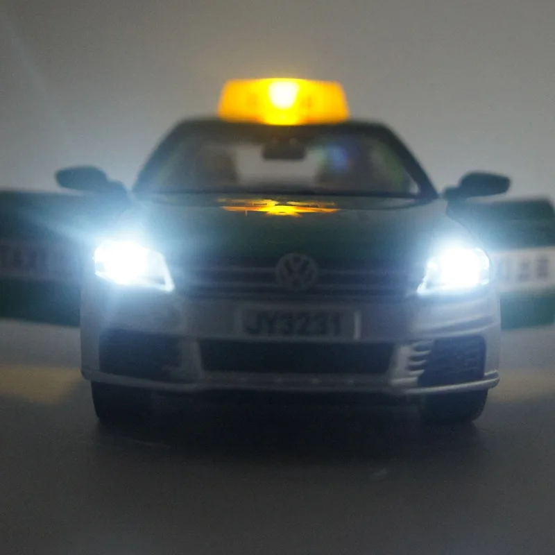 2019 новая 1:32 литая модель игрушечного автомобиля из сплава такси тачки звуковая