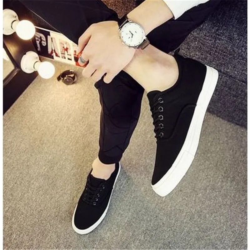 New Canvas Shoes Men White Sneakers Casual Flat Lace-up Adult Male Tenis Footwear Retro Classic Round Toe Breathable Black |