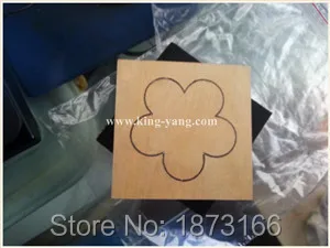 

Flower wooden die 15.8mm