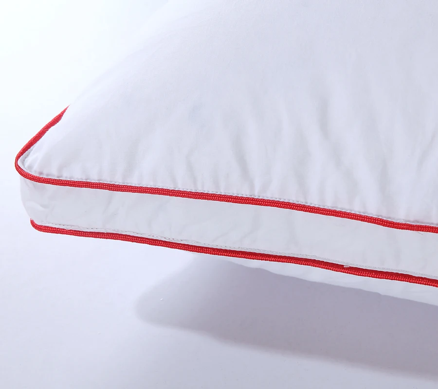 Прямоугольная подушка из 95% гусиного пуха и 5% перьев белая хлопковая для кровати