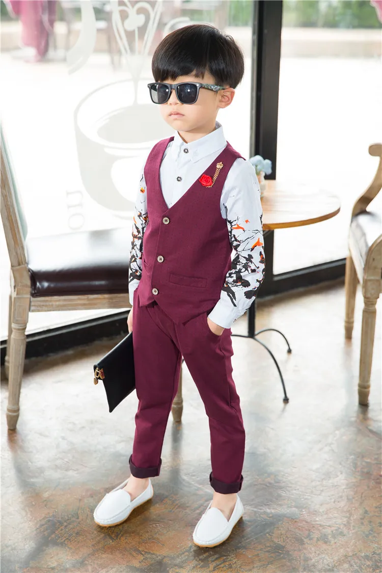 

New 3Pcs Boys Plaid Wedding Suit England Style Gentle Boys Formal Tuxedos Suit Kids Spring Clothing Set:vest+pants+shirt