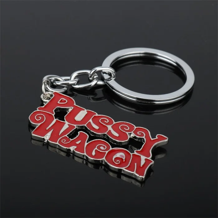 MQCHUN Рок Музыкальная игрушка Pussy Wagon металлический брелок горячий фильм Kill Bill Uma Thurman брелки chaviro автомобильные брелки для мужчин Рождественский подарок - Цвет: red