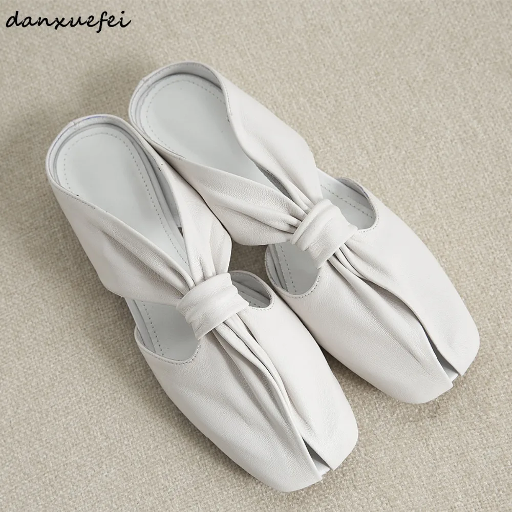 Женские Плиссированные туфли из натуральной кожи сланцы без задника круглый