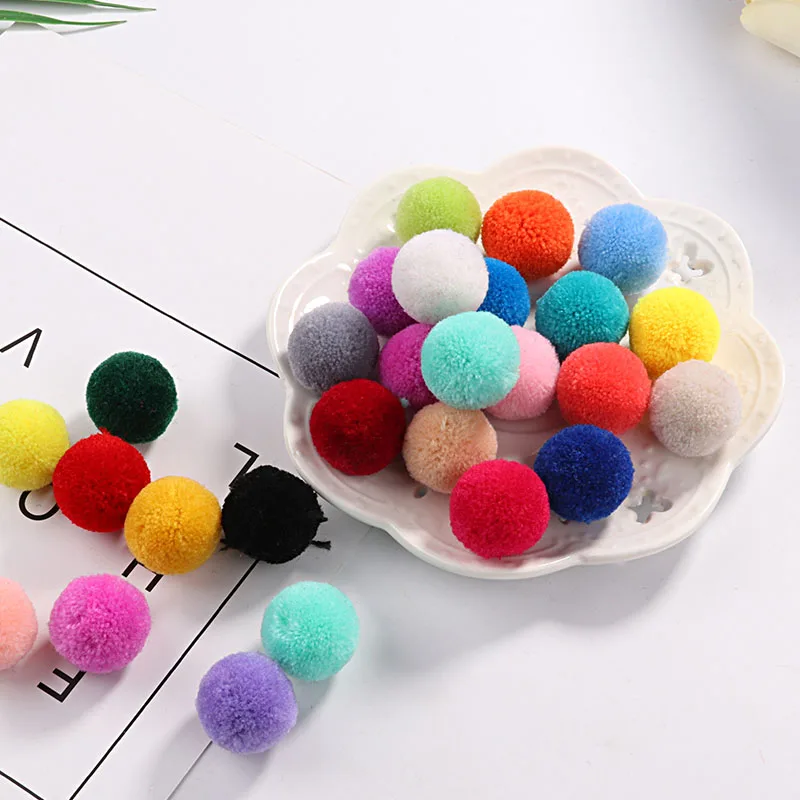 

40pcs/Lot Diameter 20mm Cashmere Pompom Fur Ball Craft DIY Soft PomPoms Wedding Decoration,Sewing/Glue on Garments Accessories