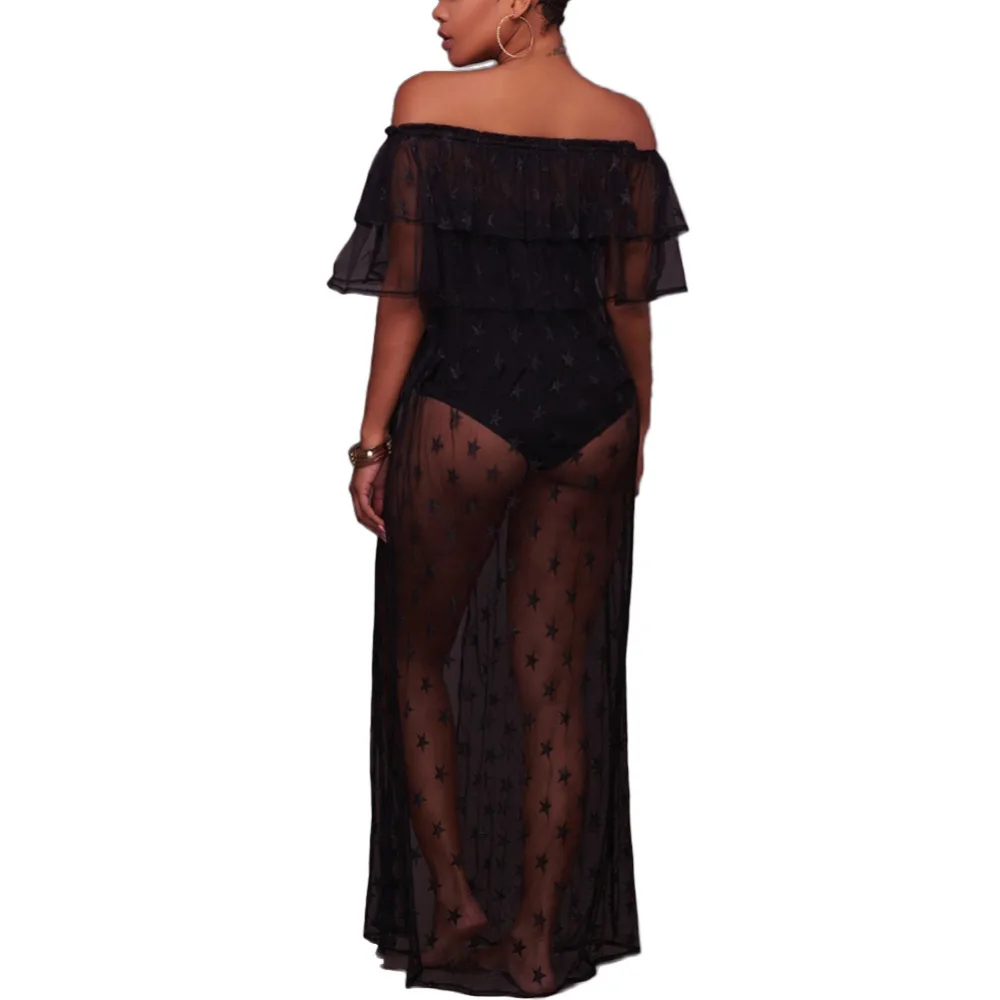 Пикантная женская накидка на купальник с оборками и открытыми плечами вязаная