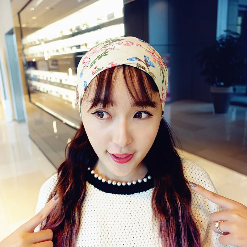 Новые популярные зимние женские шапки в цветочек для женщин бини шапка шапочка с