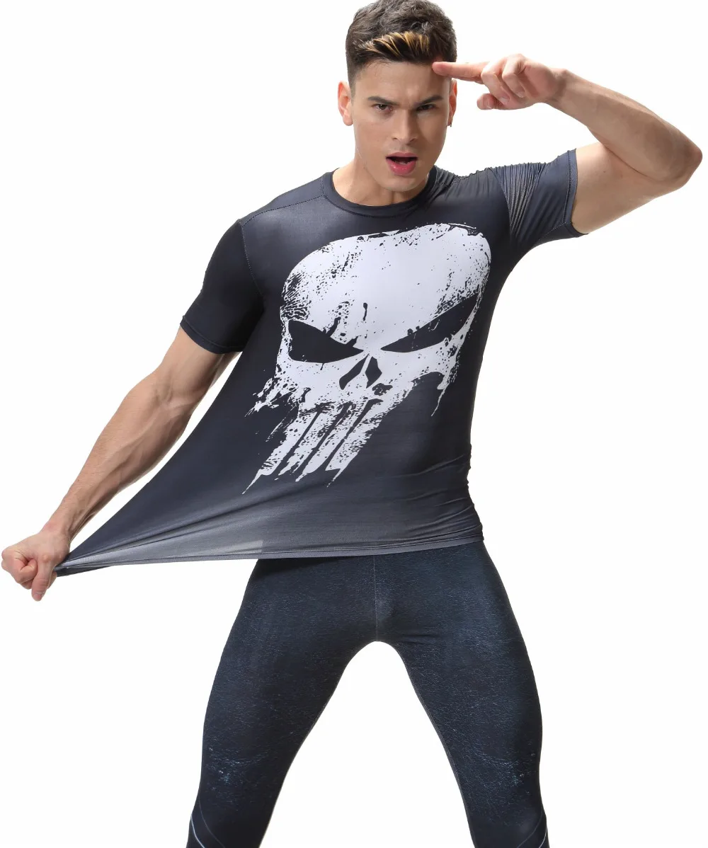 Красная мужская футболка с коротким рукавом принтом героя черно-белая | Спорт и