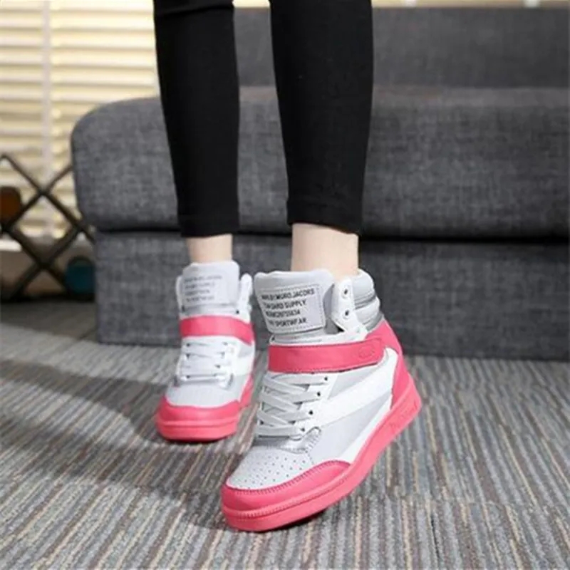 Весенние новые дизайнерские белые кроссовки на танкетке и платформе женская