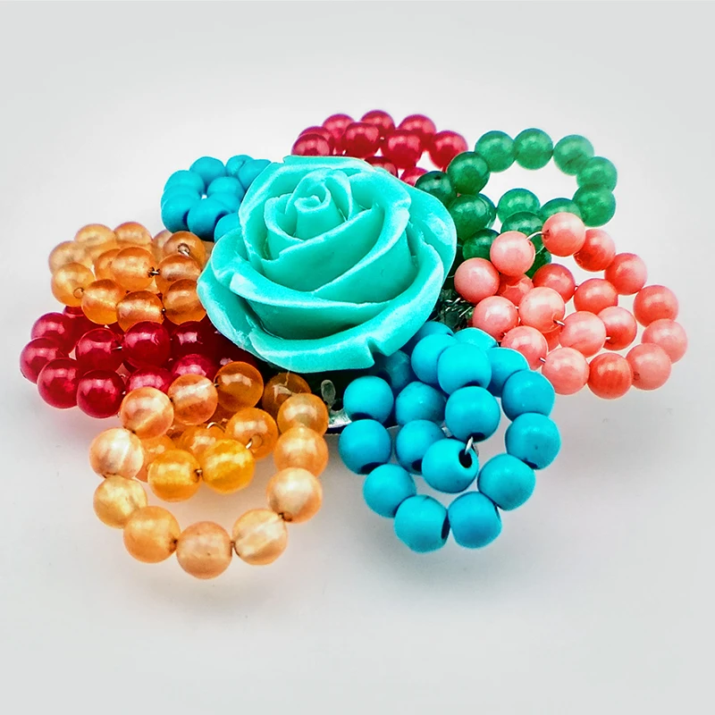 

Romantic new handmade woman brooches green stone small natural stone resin flower alloy fittings Colored flowers woman jewelry