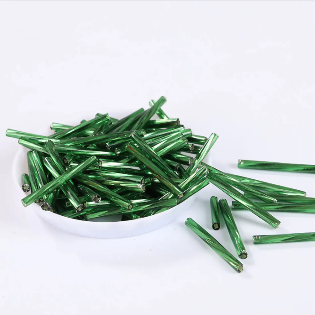 Dark Green Трубчатые бусинки для изготовления женской одежды Diy Швейные аксессуары 2,5 мм* 25 мм Твист Стеклярус 0/8 стеклянный бисер с отверстием бусины для ювелирных изделий - Цвет: Dark Green