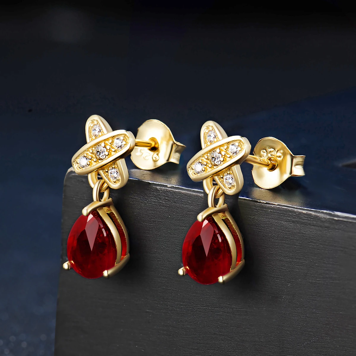 MoBuy натуральный рубин каплевидный камень серьги-гвоздики Стерлинговое Серебро 925