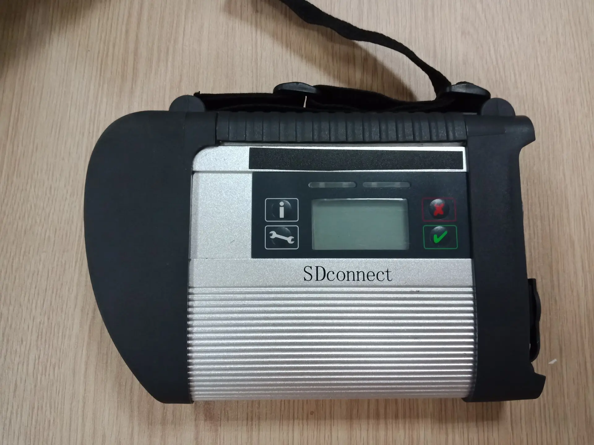 Акция mb star c4 диагностические инструменты sd c4 сканер инструмент новое поколение mb star Быстрая dhl