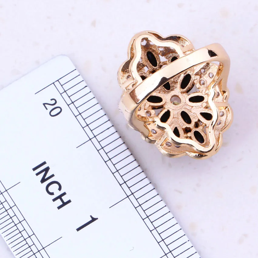 Женские кольца с черным кристаллом и фианитом модные вечерние желтого золота