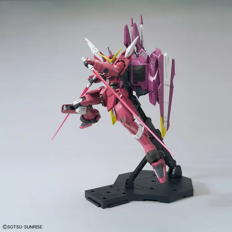 ZGMF-X09A Justice Gundam 1/100 Bandai Gundam MG Justice экшн-фигурка Gundam M Kit giocattolo