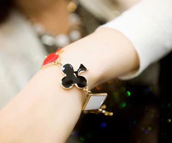 Мода Изысканный Глазури Современный Покер Карты Сердца Лопата Слива Площадь