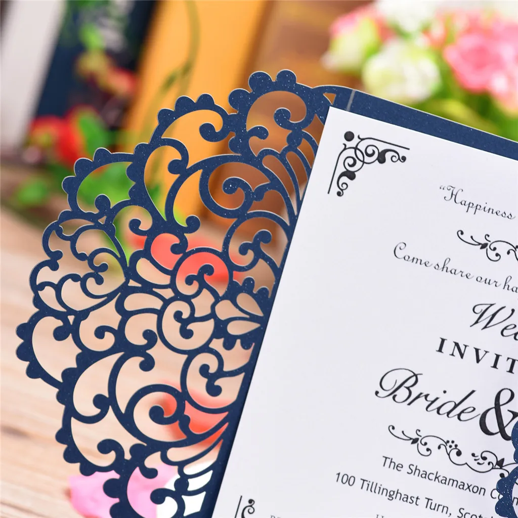 Пригласительная открытка 2019 на каркасе для одежды новая модель в европейском